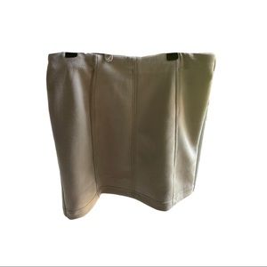 Comfortable and cute skirt, lightweight, perfect for family occasions